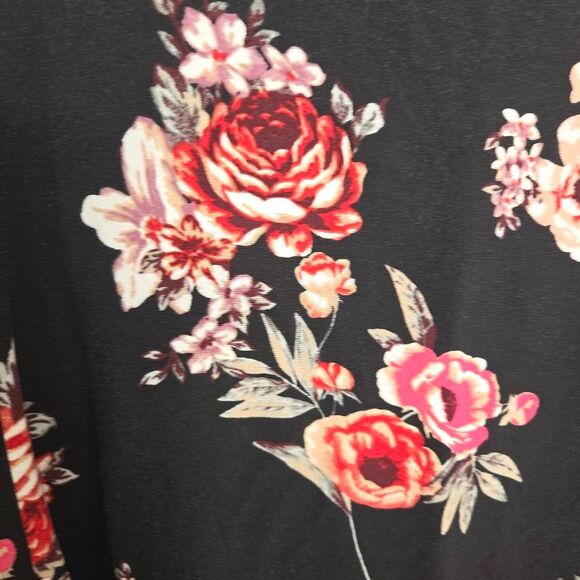 Torrid Black Floral Midi Challis Handkerchief Skirt Size 3 3x - Picture 4 of 6